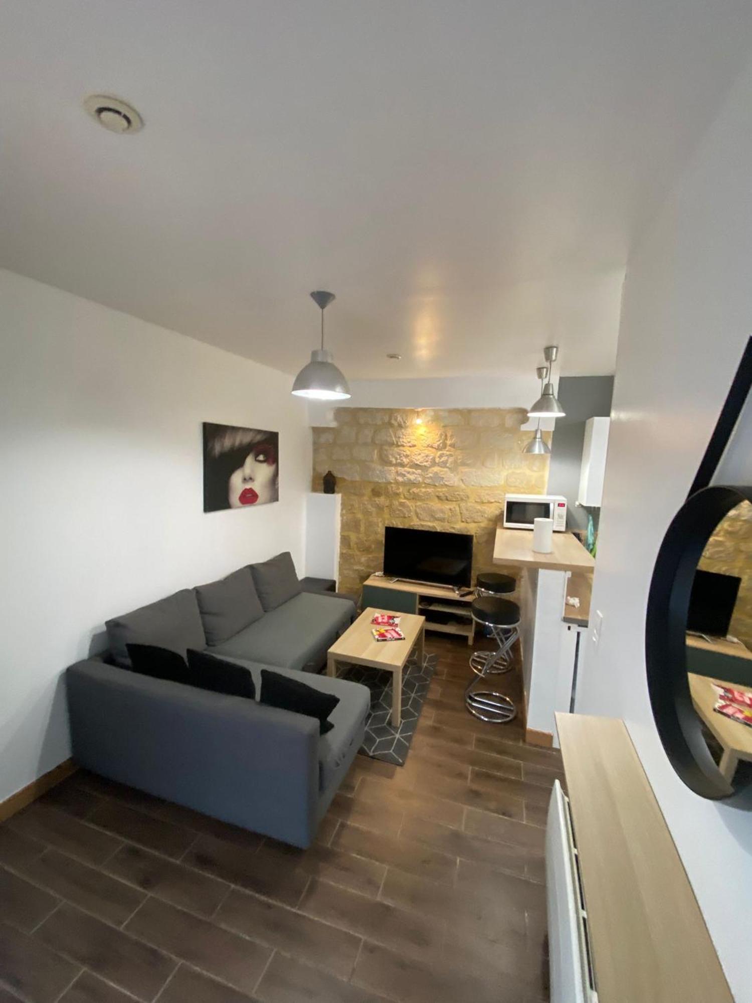 Agreable Appartement In Montmartre Paris Dış mekan fotoğraf