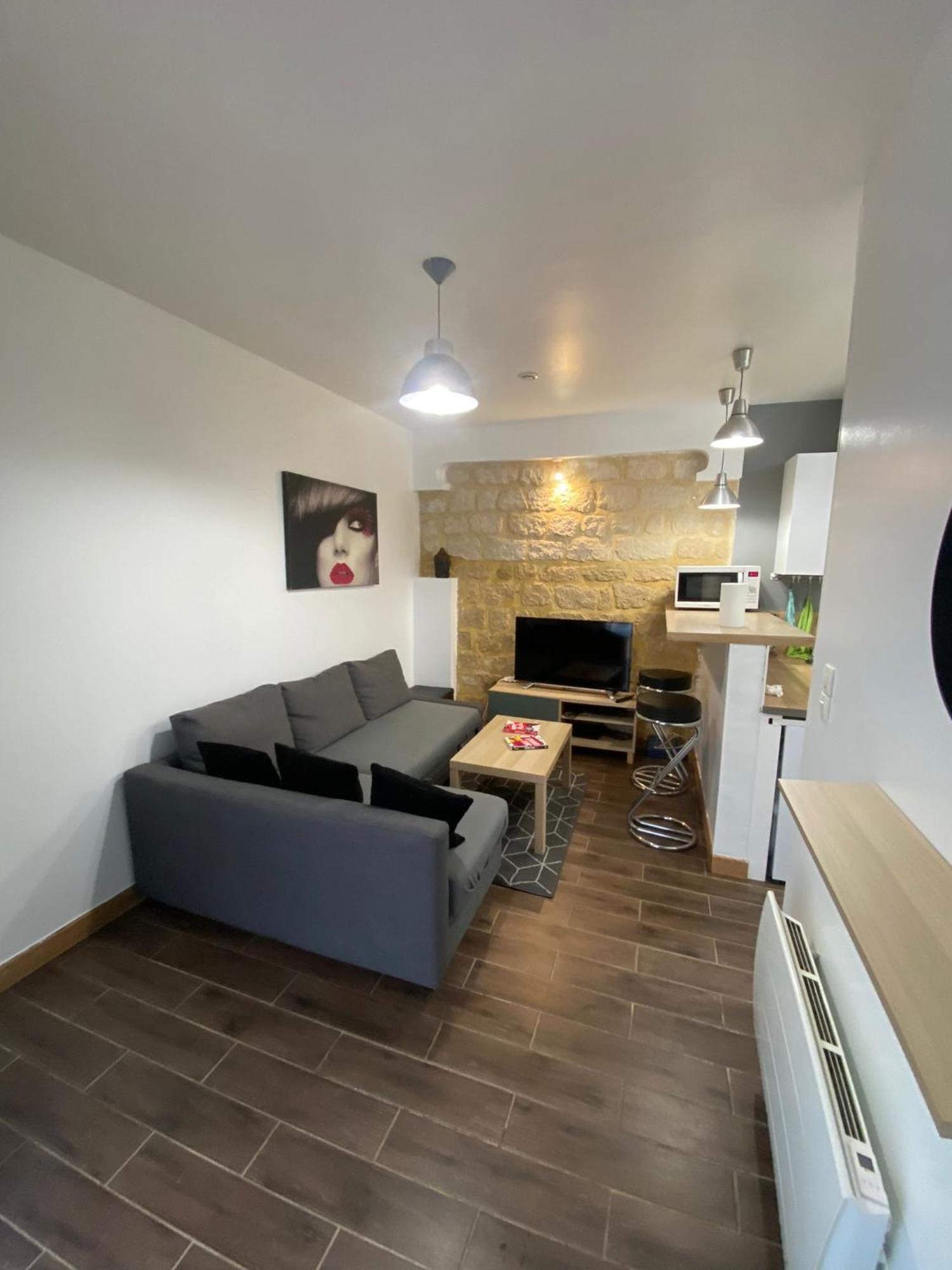 Agreable Appartement In Montmartre Paris Dış mekan fotoğraf